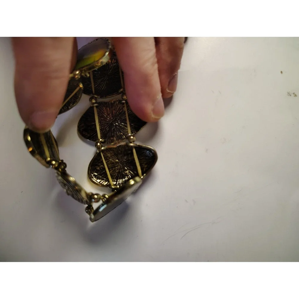 Vintage Style Chunky Stretch‎ Cuff Bracelet Green Marbled Resin Gold Tone Metal